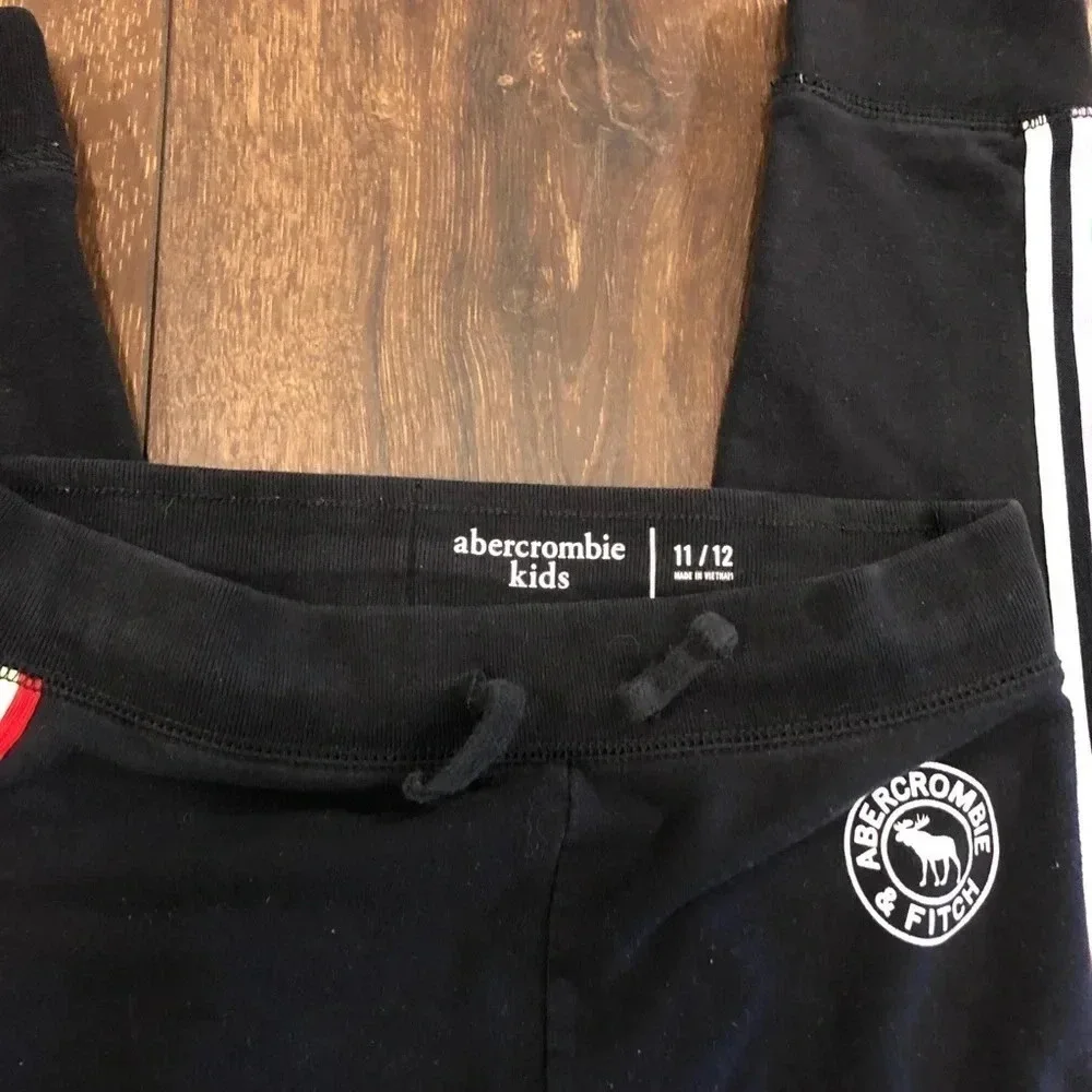 Abercrombie & Fitch girls joggers